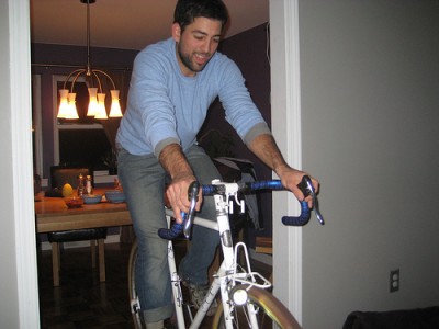 Patrick on the fixed gear Hufnagel, with Edelux lighting his way!